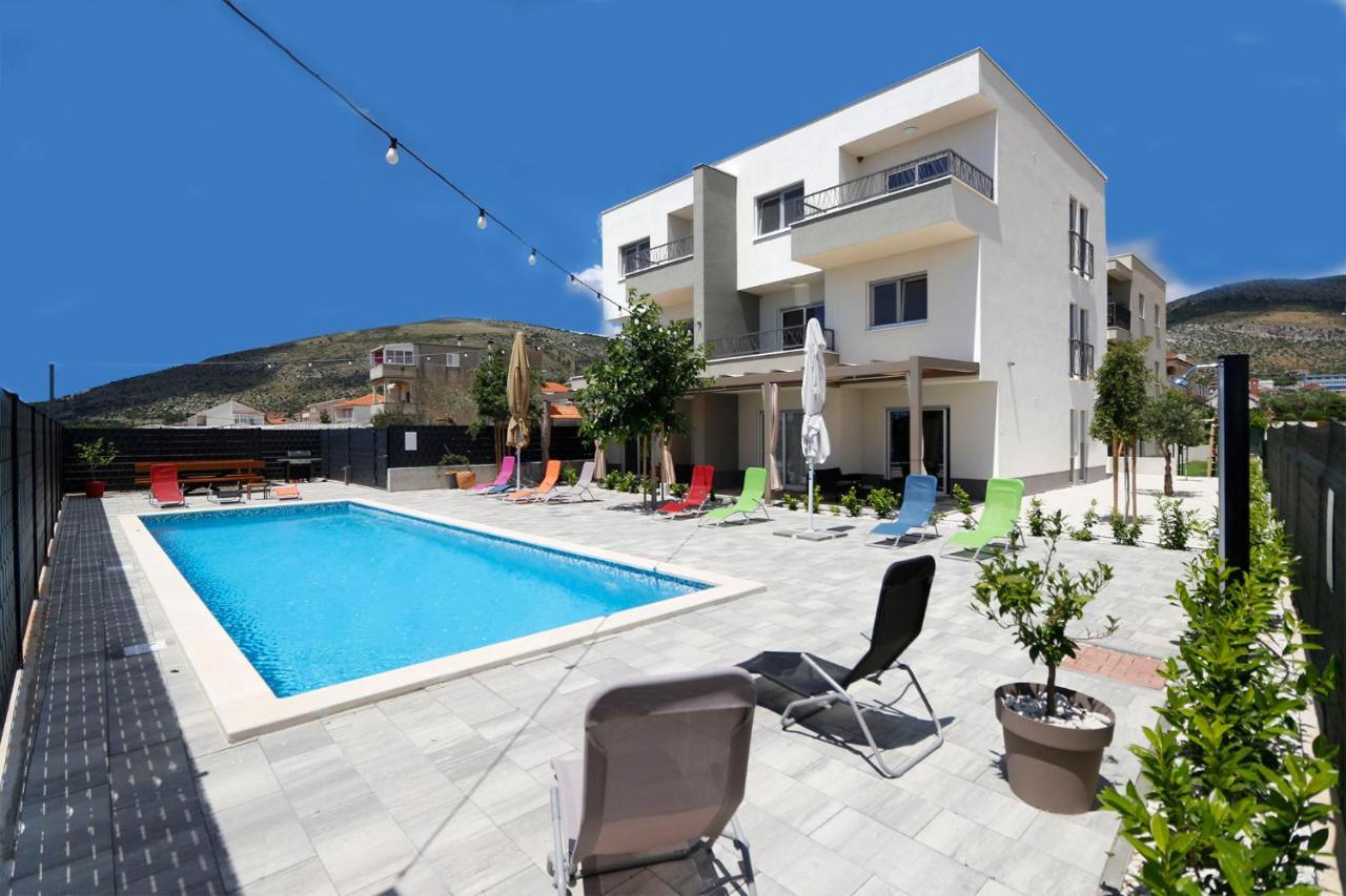 Apartments Bulli Trogir Kültér fotó