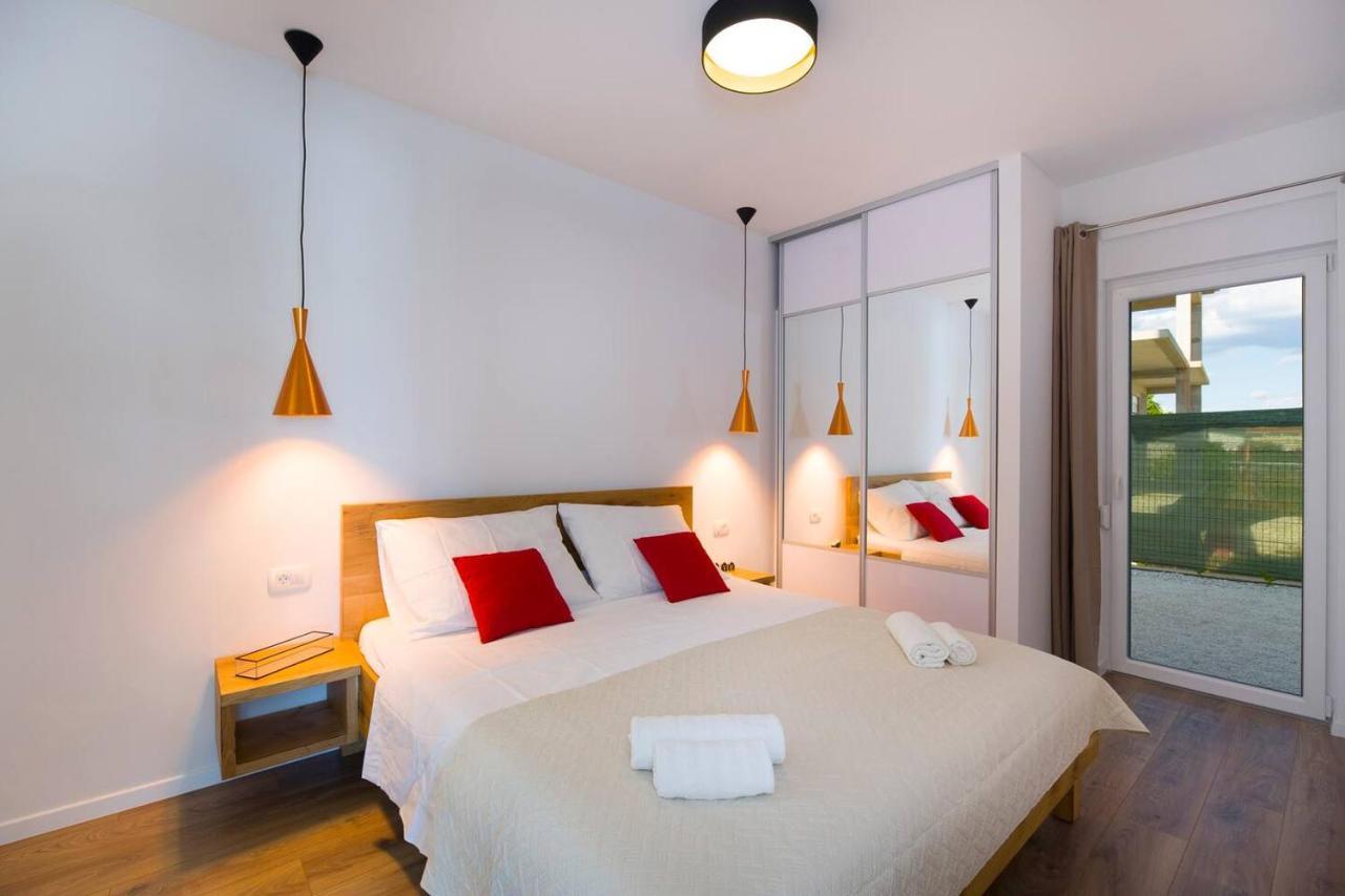 Apartments Bulli Trogir Kültér fotó